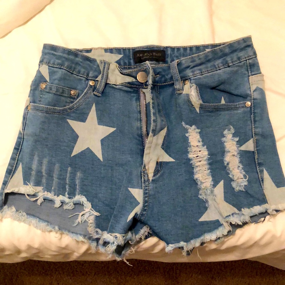 Star Jean shorts!